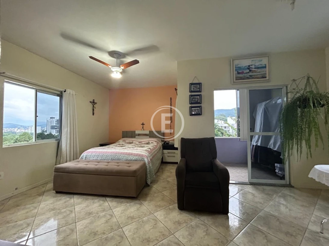 Casa em Pedra Branca, Palhoça. 3 quartos, 153m². Imagem 11 de 16