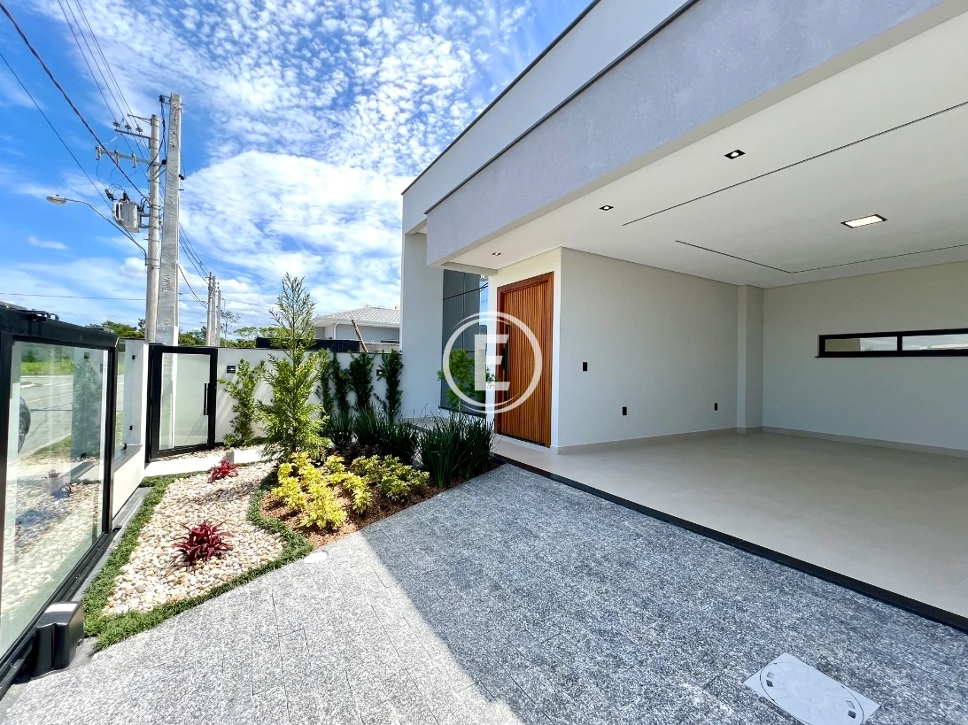 Casa em Sertão do Maruim, São José. 3 quartos, 125m². Imagem 2 de 21