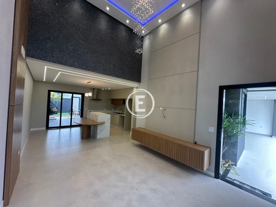 Casa em São Sebastião, Palhoça. 3 quartos, 151m². Imagem 2 de 18