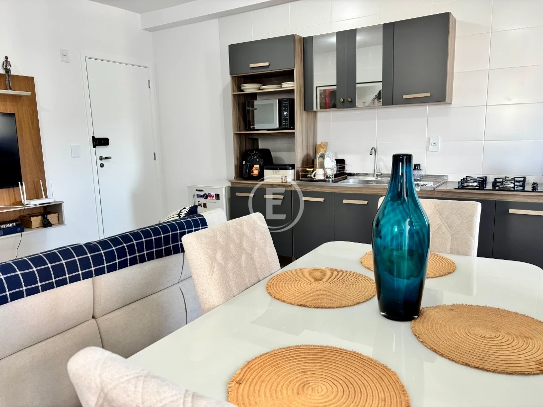 Apartamento em Pedra Branca, Palhoça. 2 quartos, 54m². Imagem 3 de 10