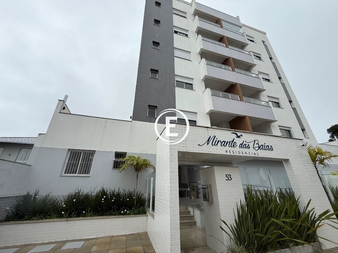 Apartamento em Capoeiras, Florianópolis. 3 quartos, 94m². Imagem 1 de 13