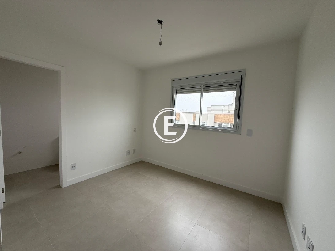 Apartamento em Capoeiras, Florianópolis. 3 quartos, 94m². Imagem 9 de 13