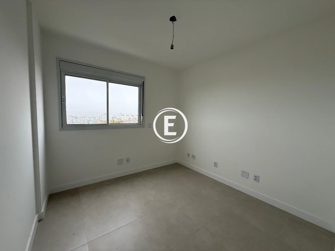 Apartamento em Capoeiras, Florianópolis. 3 quartos, 94m². Imagem 10 de 13