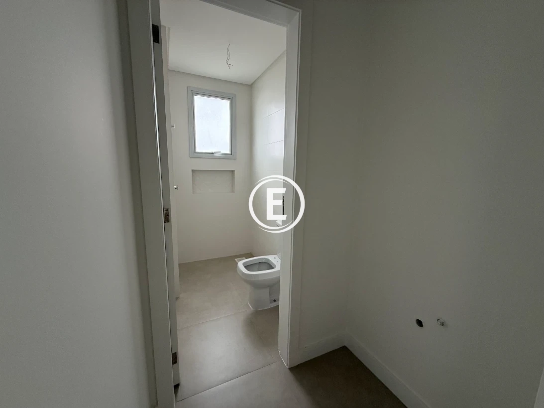 Apartamento em Capoeiras, Florianópolis. 3 quartos, 94m². Imagem 6 de 13