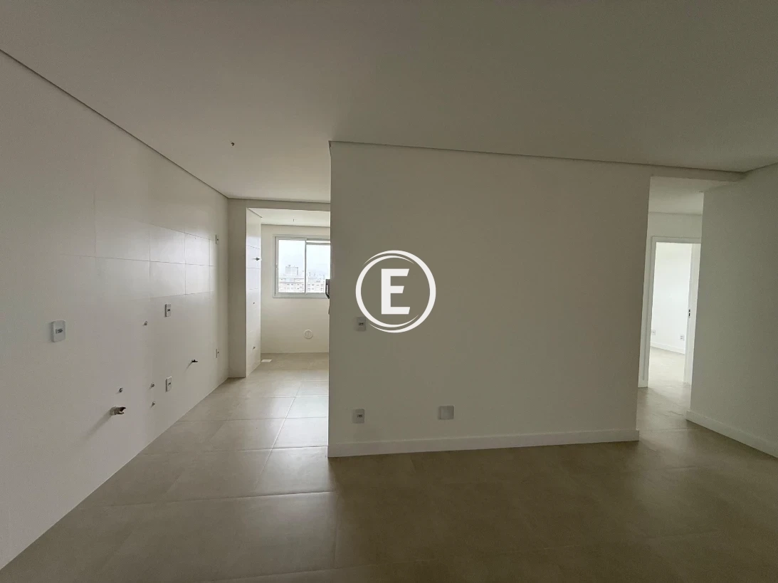 Apartamento em Capoeiras, Florianópolis. 3 quartos, 94m². Imagem 4 de 13