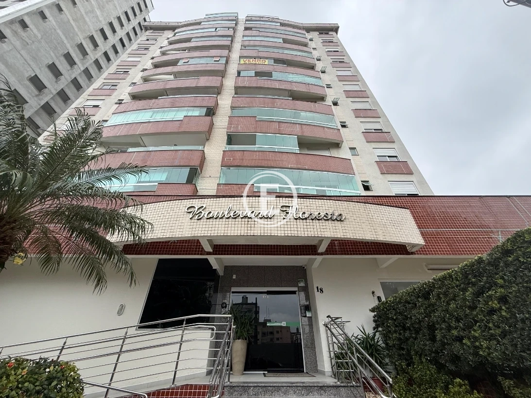 Apartamento em Nossa Senhora do Rosário, São José. 3 quartos, 98m². Imagem 1 de 14