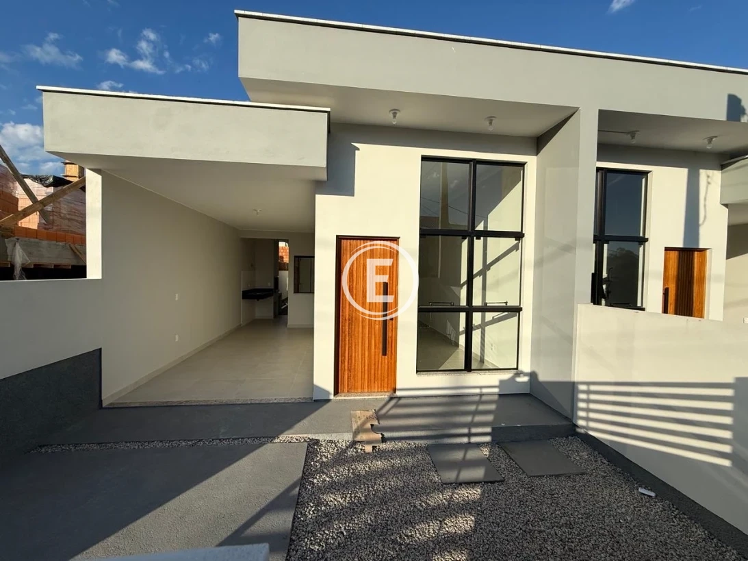 Casa Geminada em Potecas, São José. 2 quartos, 65m². Imagem 1 de 11