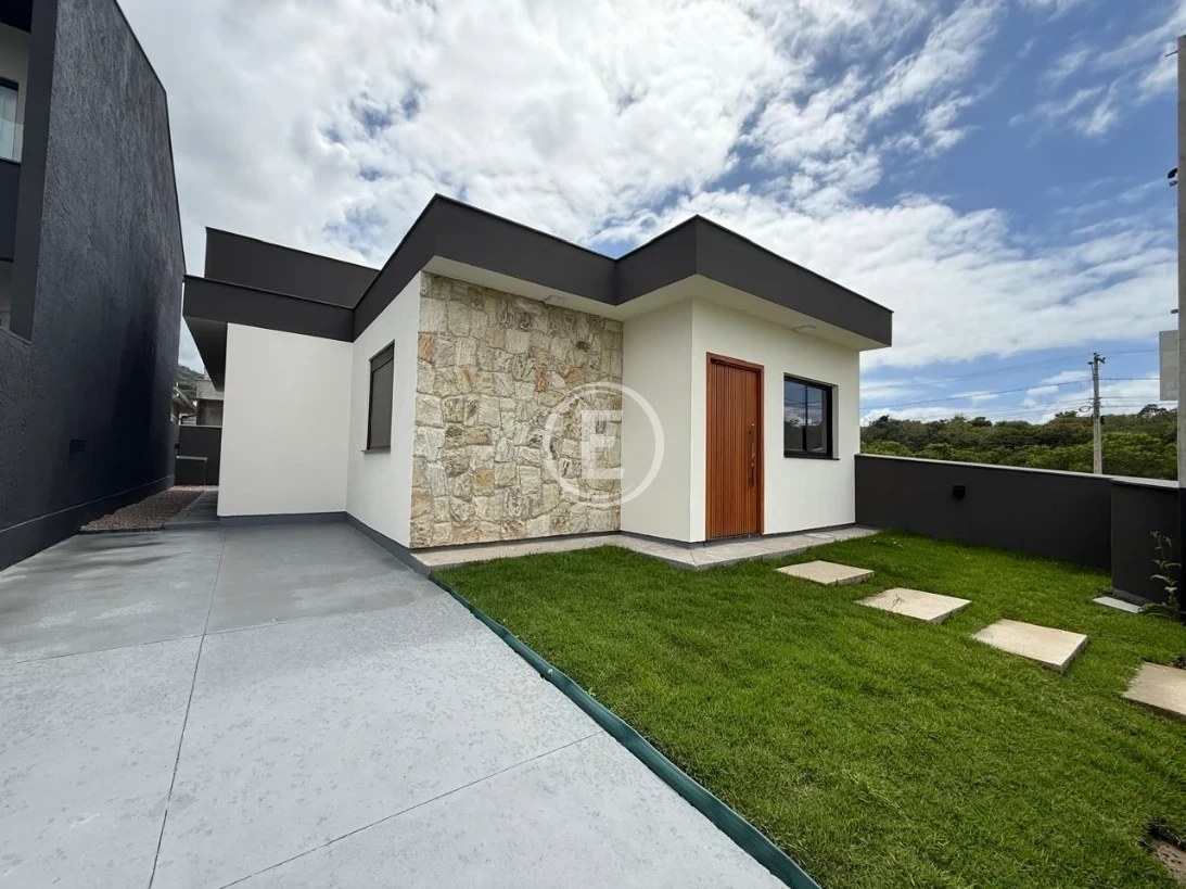 Casa em Forquilhas, São José. 3 quartos, 96m². Imagem 1 de 9