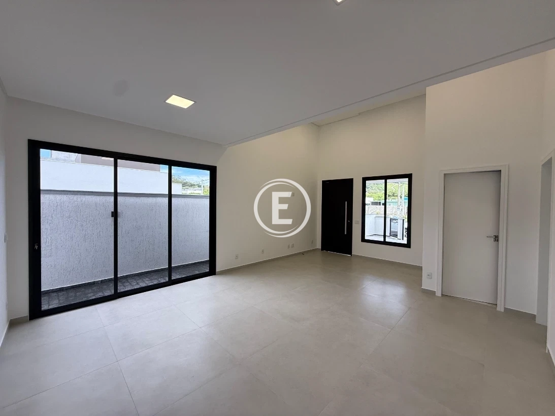 Casa em Colônia Santana, São José. 3 quartos, 126m². Imagem 3 de 11