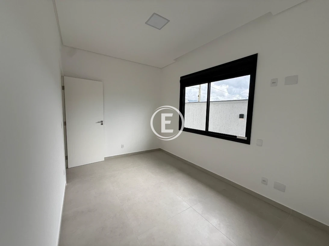 Casa em Colônia Santana, São José. 3 quartos, 126m². Imagem 5 de 11