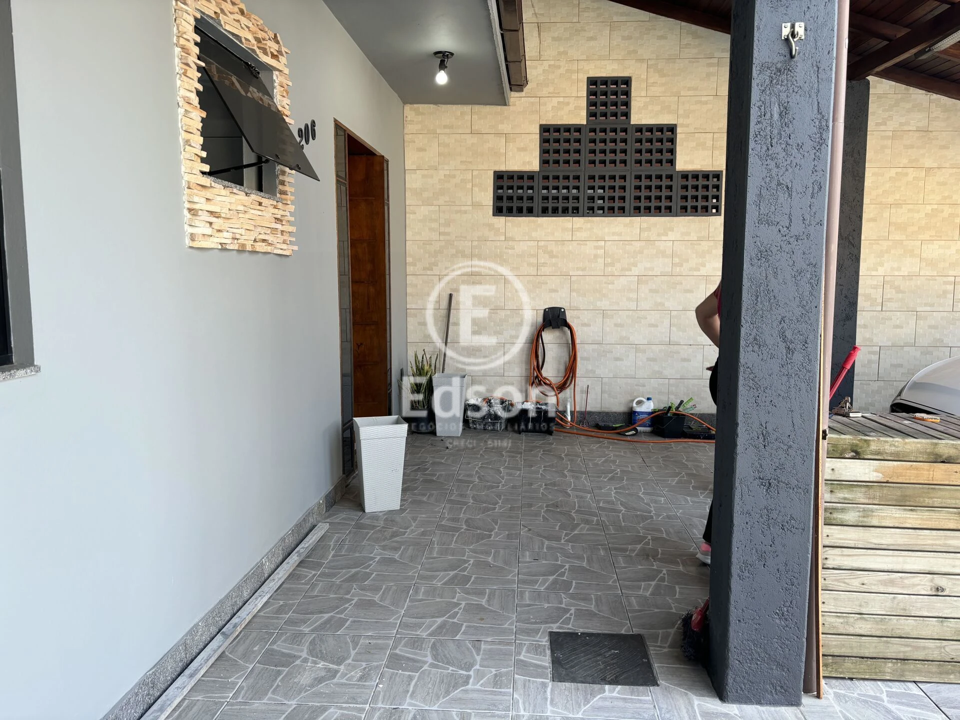 Casa em Madri, Palhoça. 3 quartos, 154m². Imagem 2 de 13