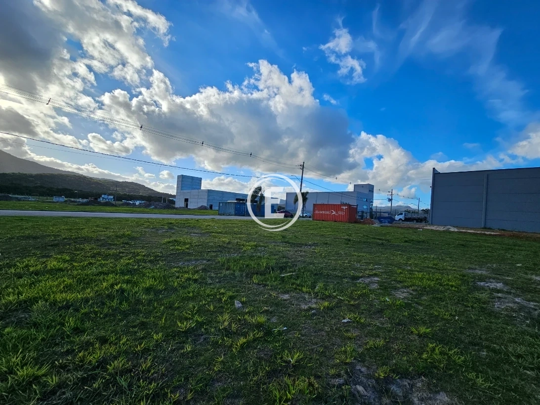 Terreno em Sertão do Maruim, São José. 0 quartos, 0m². Imagem 1 de 29