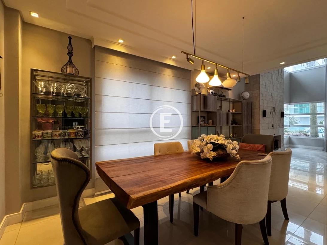 Casa em Pedra Branca, Palhoça. 3 quartos, 444m². Imagem 5 de 21