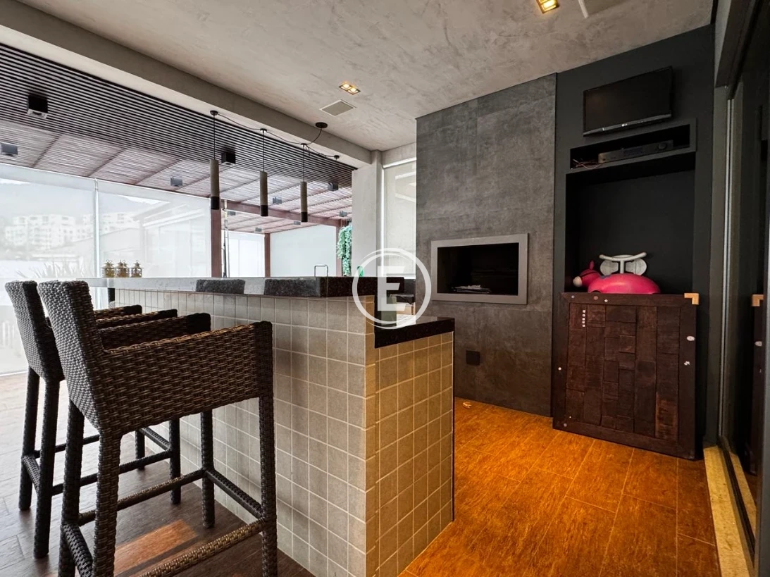 Casa em Pedra Branca, Palhoça. 3 quartos, 444m². Imagem 15 de 21