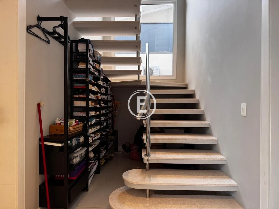 Casa em Pedra Branca, Palhoça. 3 quartos, 444m². Imagem 6 de 21