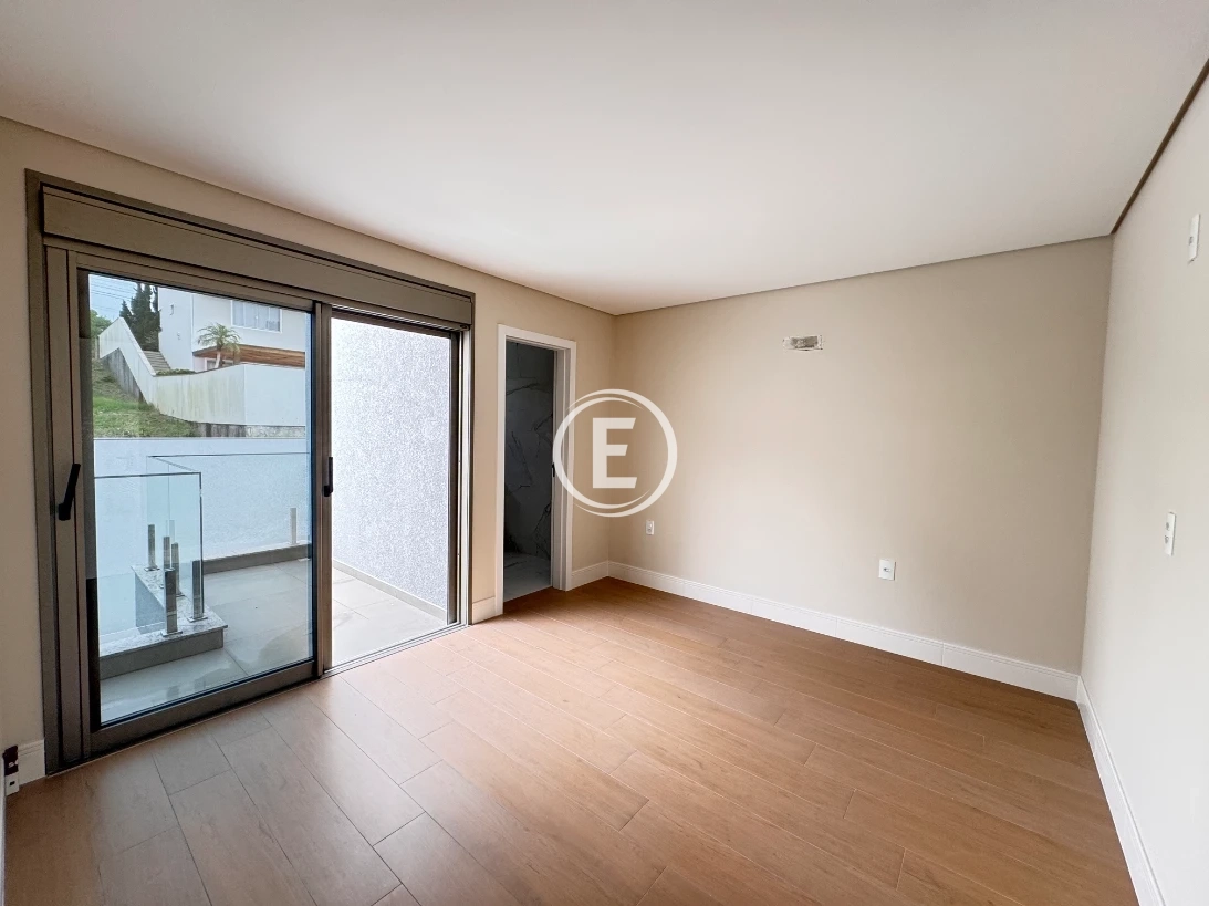 Casa em Pedra Branca, Palhoça. 3 quartos, 312m². Imagem 9 de 13