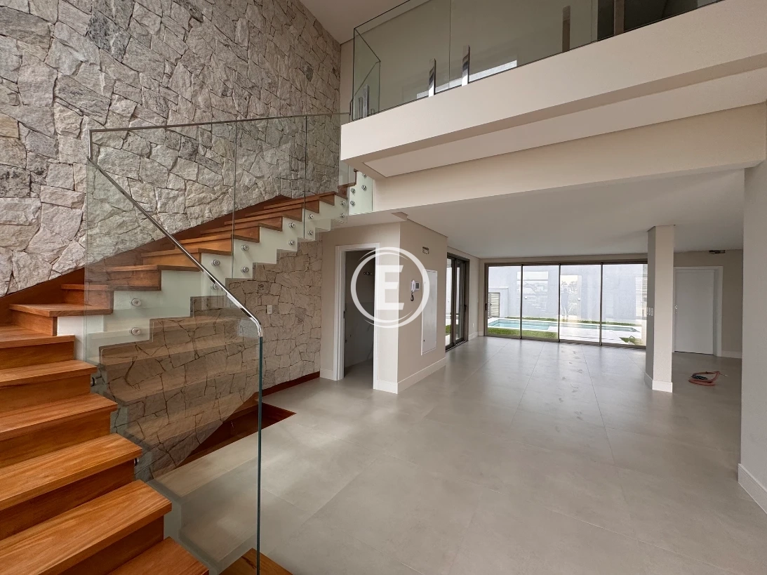 Casa em Pedra Branca, Palhoça. 3 quartos, 312m². Imagem 4 de 13