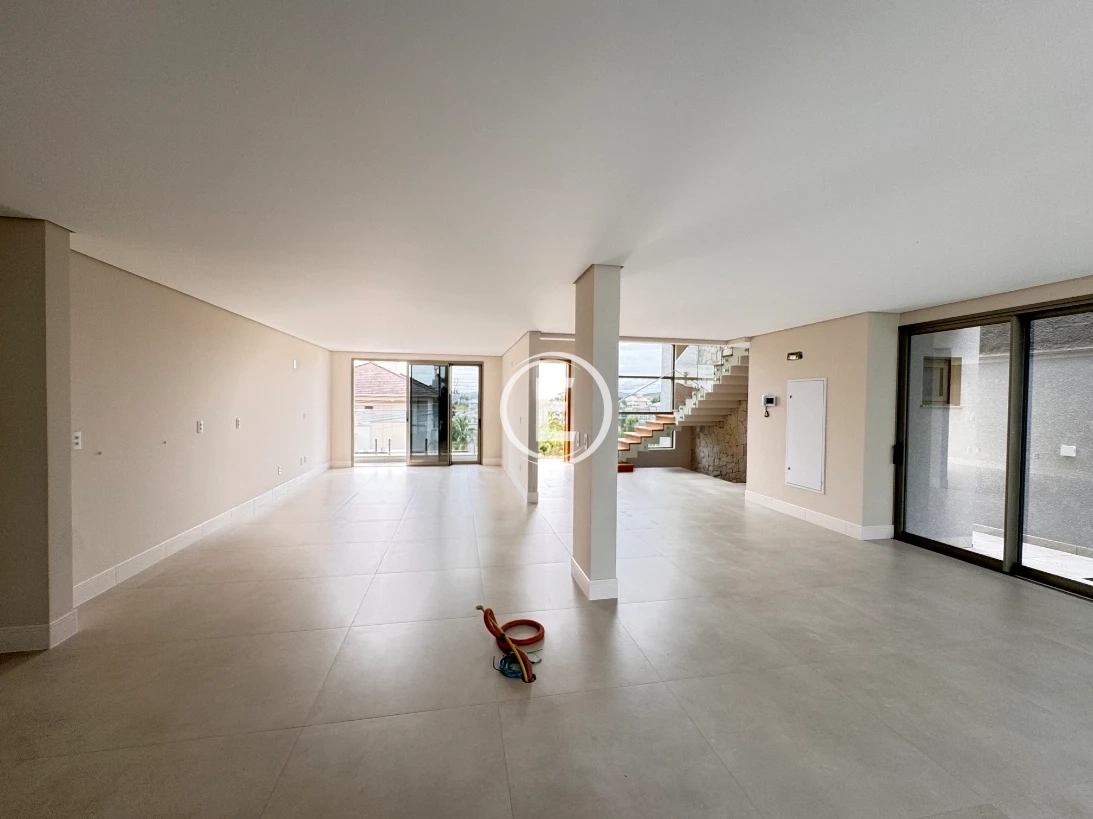 Casa em Pedra Branca, Palhoça. 3 quartos, 312m². Imagem 6 de 13