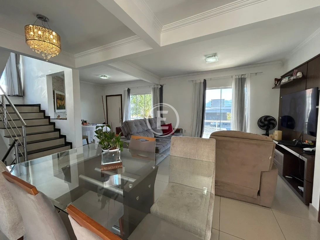 Casa em Pedra Branca, Palhoça. 3 quartos, 170m². Imagem 8 de 15