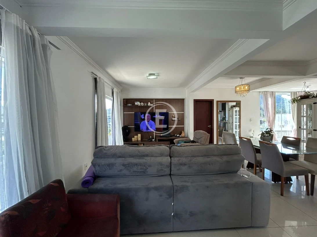 Casa em Pedra Branca, Palhoça. 3 quartos, 170m². Imagem 5 de 15