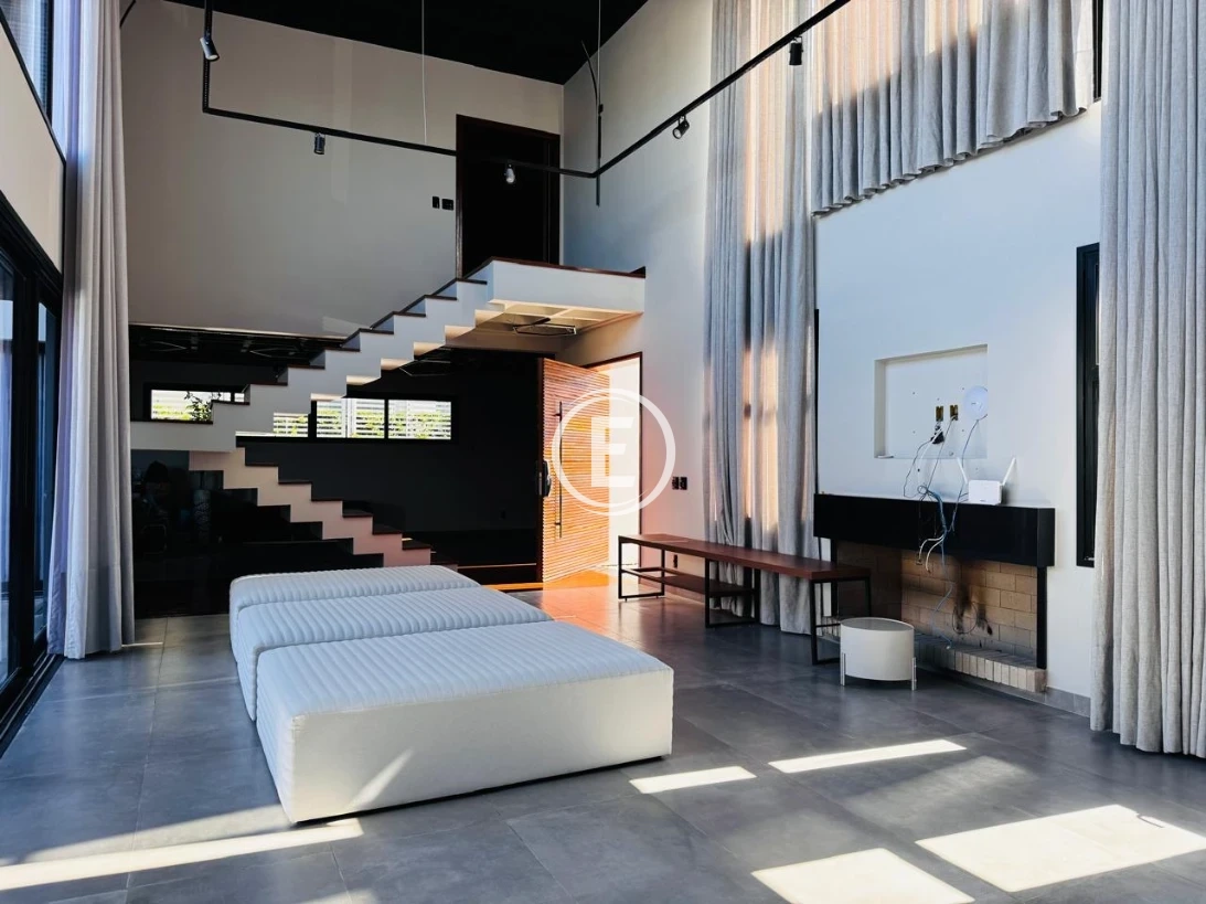 Casa em Pedra Branca, Palhoça. 1 quartos, 254m². Imagem 3 de 20