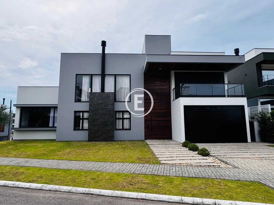 Casa em Pedra Branca, Palhoça. 1 quartos, 254m². Imagem 2 de 20