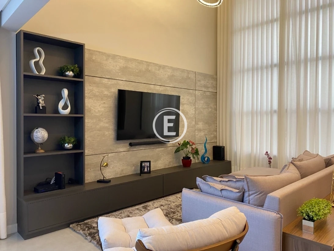 Casa em Pedra Branca, Palhoça. 3 quartos, 168m². Imagem 3 de 15