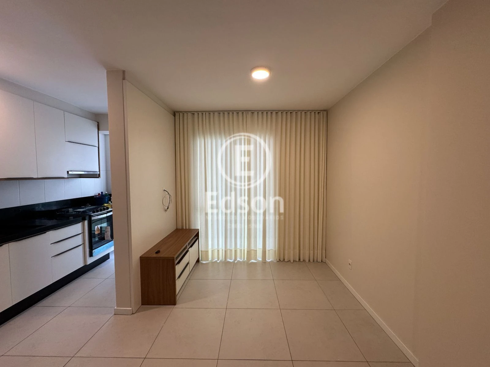 Apartamento em Centro, São José. 2 quartos, 63m². Imagem 4 de 12