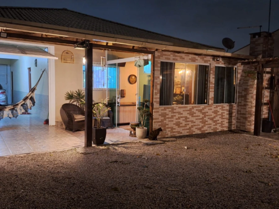 Casa em Forquilhinha, São José. 2 quartos, 165m². Imagem 14 de 16