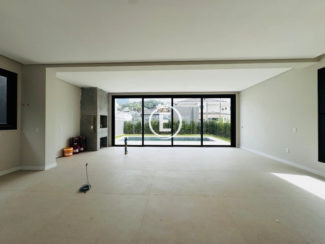 Casa em Pedra Branca, Palhoça. 3 quartos, 266m². Imagem 4 de 18