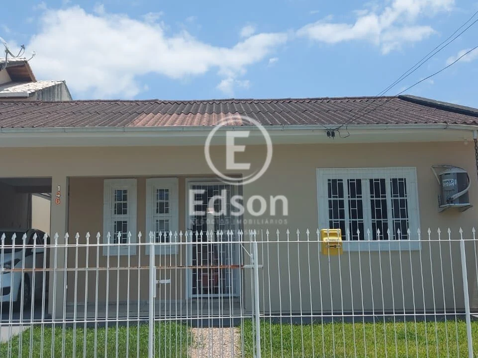 Casa em Madri, Palhoça. 2 quartos, 80m². Imagem 1 de 11