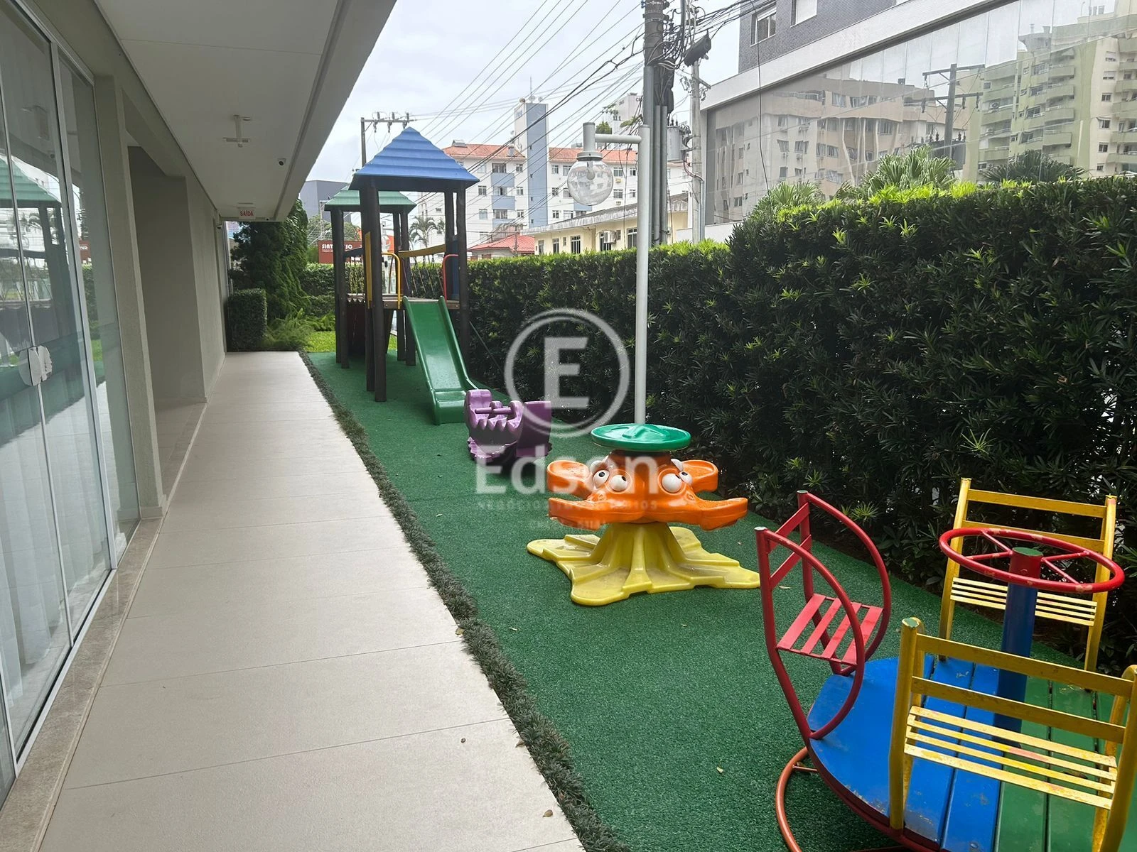 Apartamento em Nossa Senhora do Rosário, São José. 2 quartos, 73m². Imagem 3 de 15