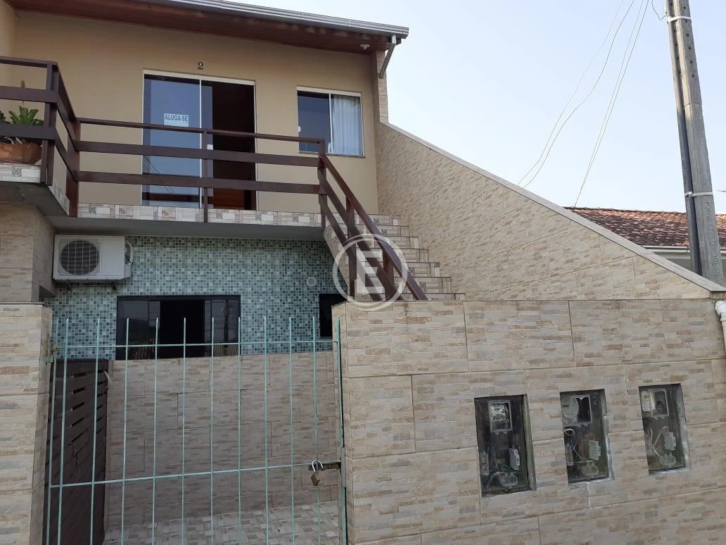 Casa em São Sebastião, Palhoça. 5 quartos, 250m². Imagem 1 de 14