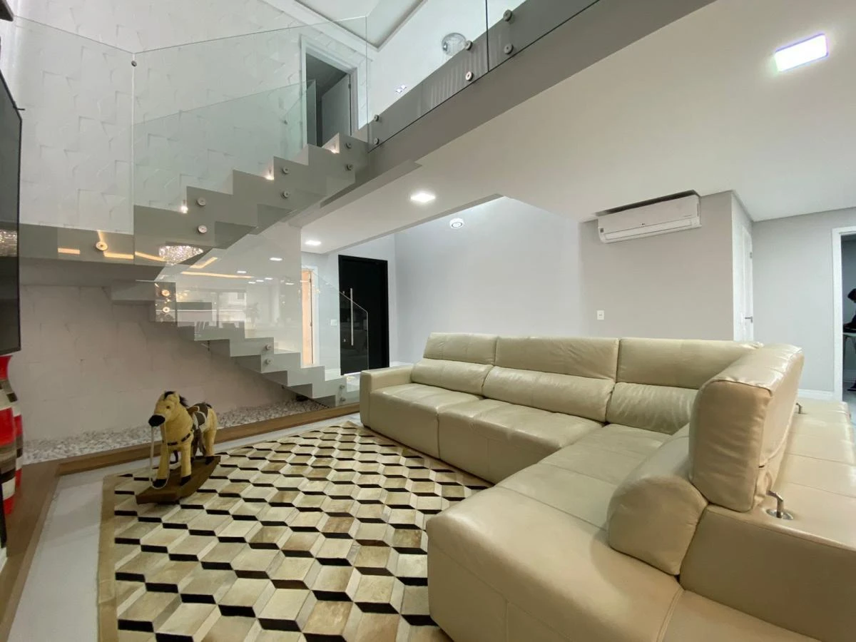 Casa em Pedra Branca, Palhoça. 4 quartos, 400m². Imagem 13 de 22