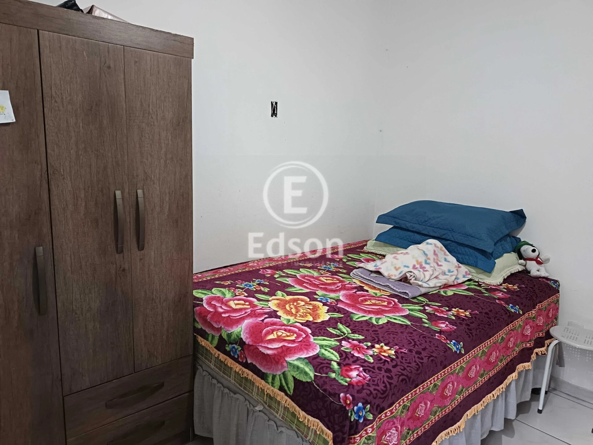 Casa em Serraria, São José. 2 quartos, 360m². Imagem 7 de 9