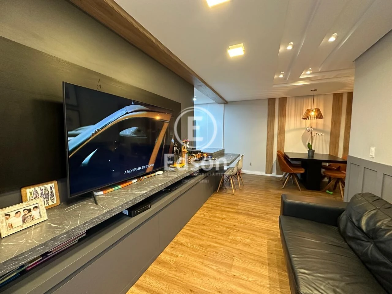 Apartamento em Pagani, Palhoça. 3 quartos, 99m². Imagem 3 de 11