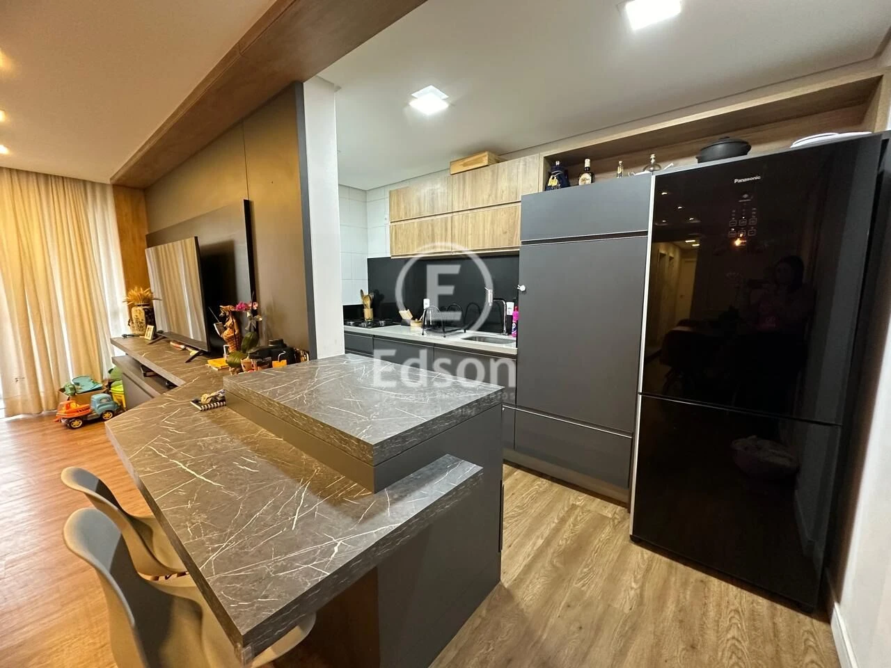 Apartamento em Pagani, Palhoça. 3 quartos, 99m². Imagem 2 de 11