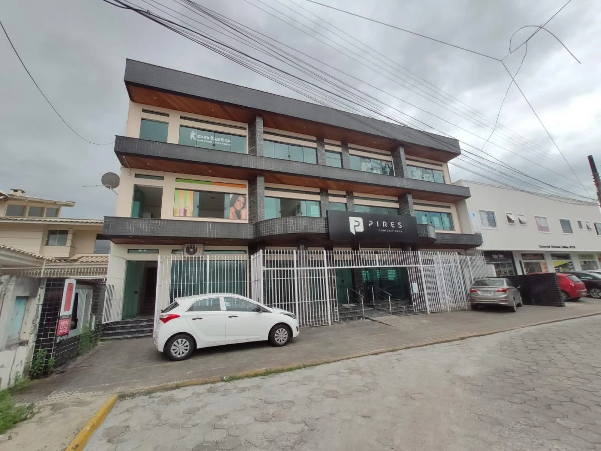 Casa em Centro, Palhoça. 0 quartos, 870m². Imagem 3 de 4