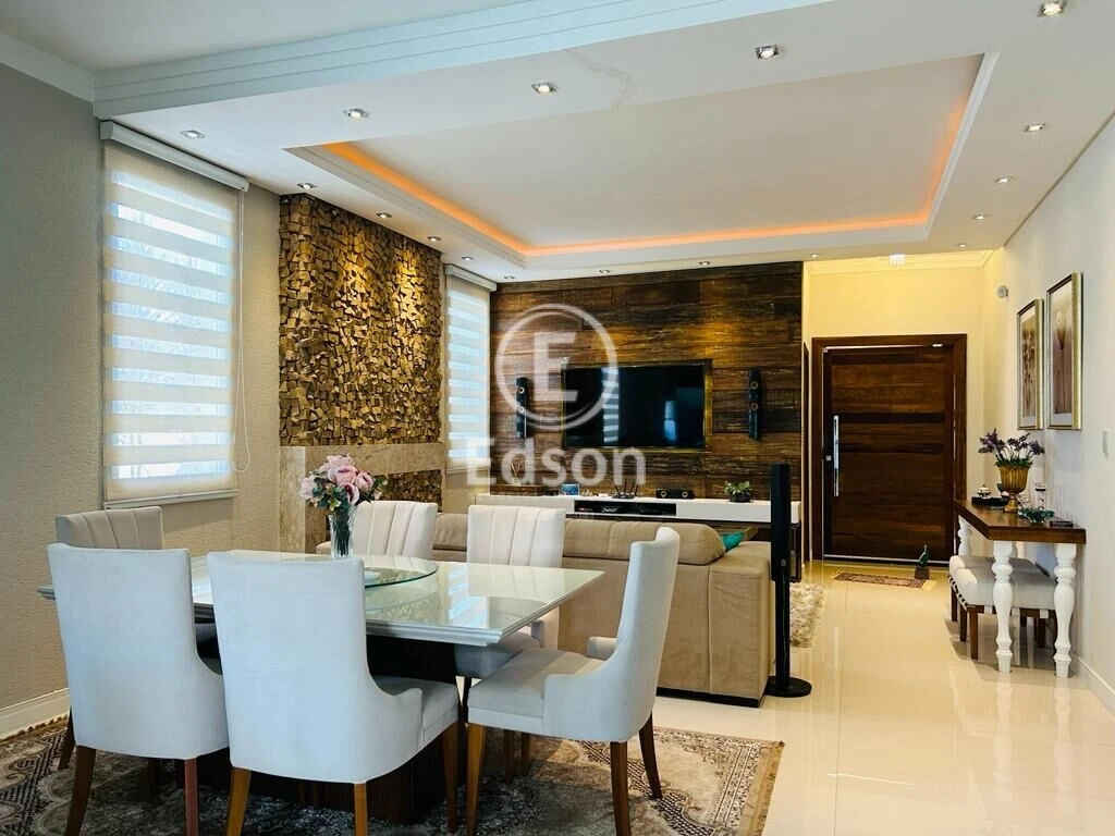 Casa em Pedra Branca, Palhoça. 3 quartos, 240m². Imagem 5 de 19