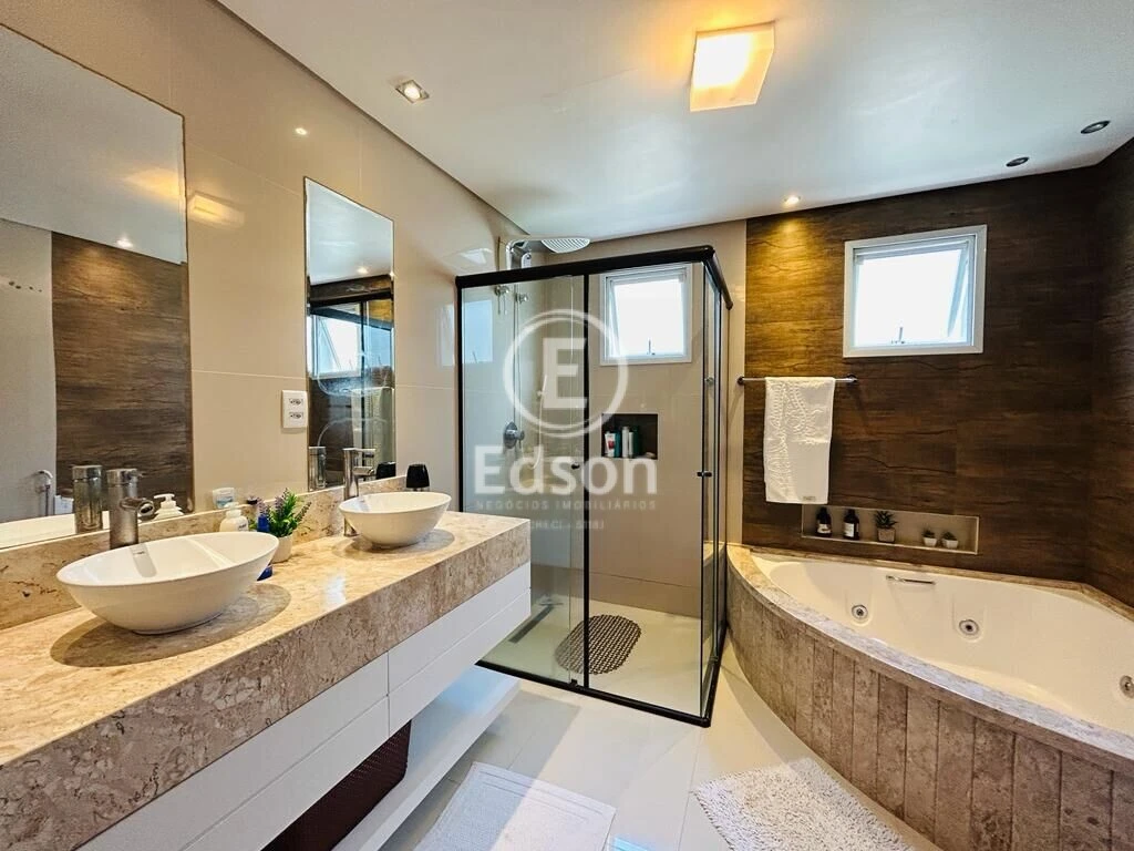 Casa em Pedra Branca, Palhoça. 3 quartos, 240m². Imagem 12 de 19