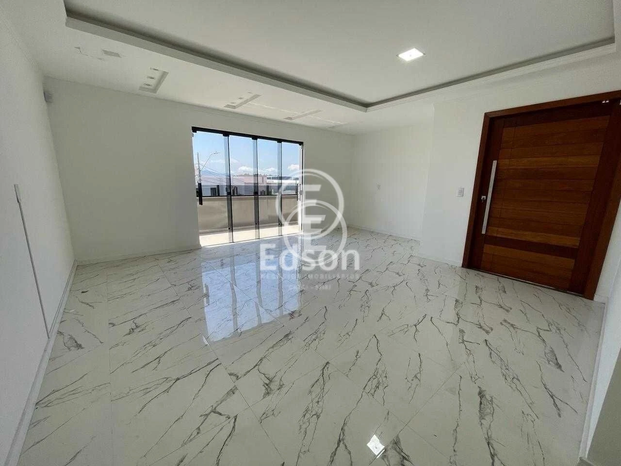 Casa em Bela Vista, Palhoça. 4 quartos, 210m². Imagem 2 de 14