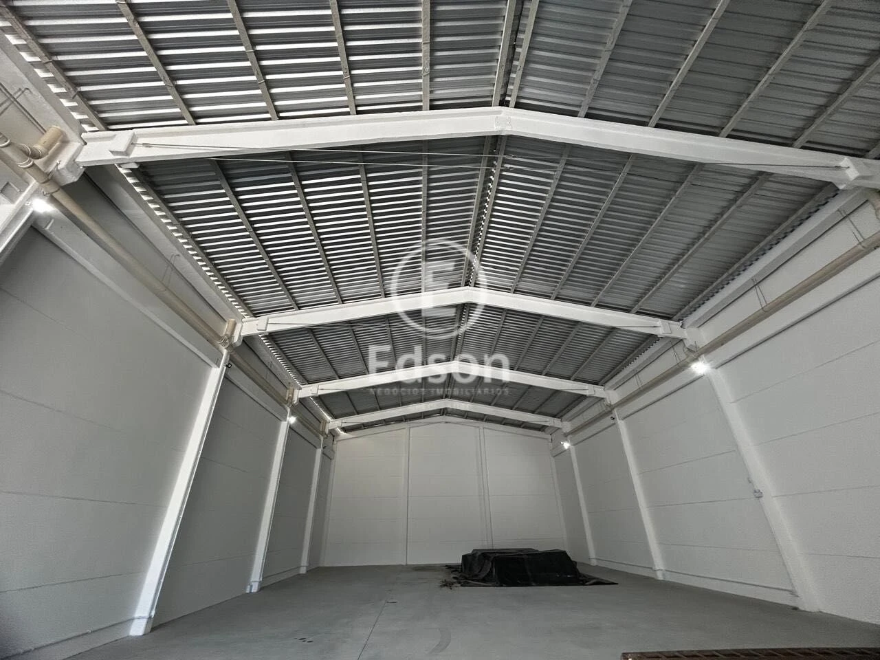 Galpão/Depósito em Pedra Branca, Palhoça. 0 quartos, 541m². Imagem 2 de 8