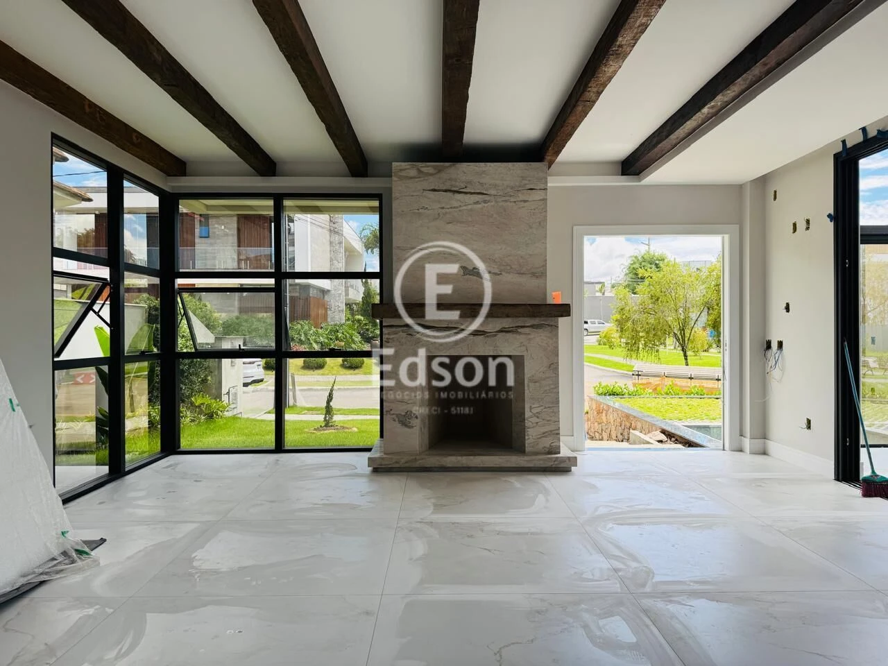 Casa em Pedra Branca, Palhoça. 5 quartos, 457m². Imagem 3 de 15