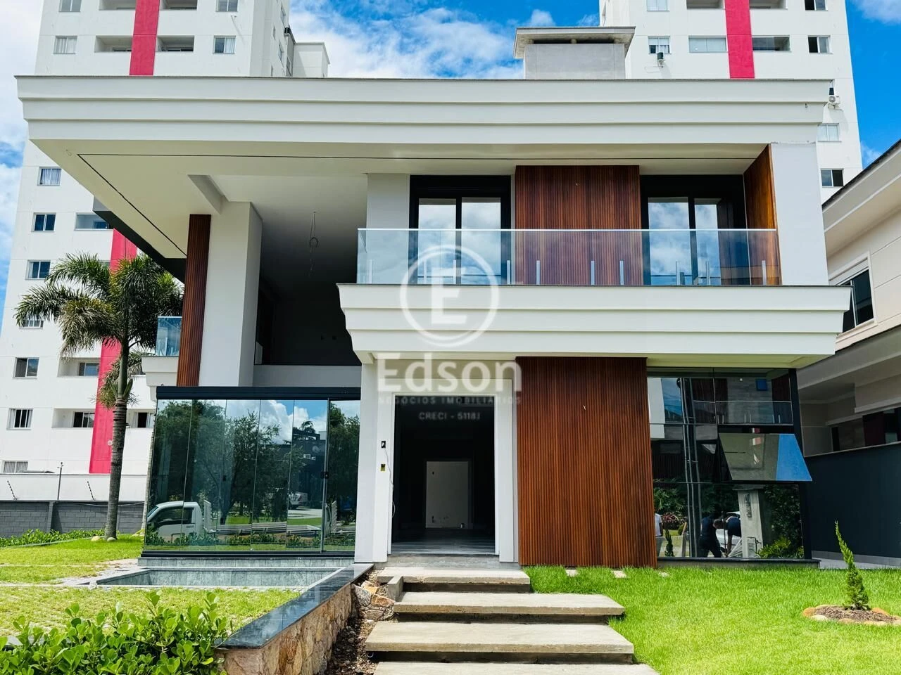 Casa em Pedra Branca, Palhoça. 5 quartos, 457m². Imagem 1 de 15