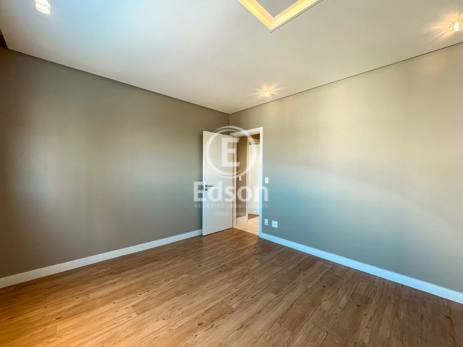 Apartamento em Kobrasol, São José. 3 quartos, 128m². Imagem 10 de 19