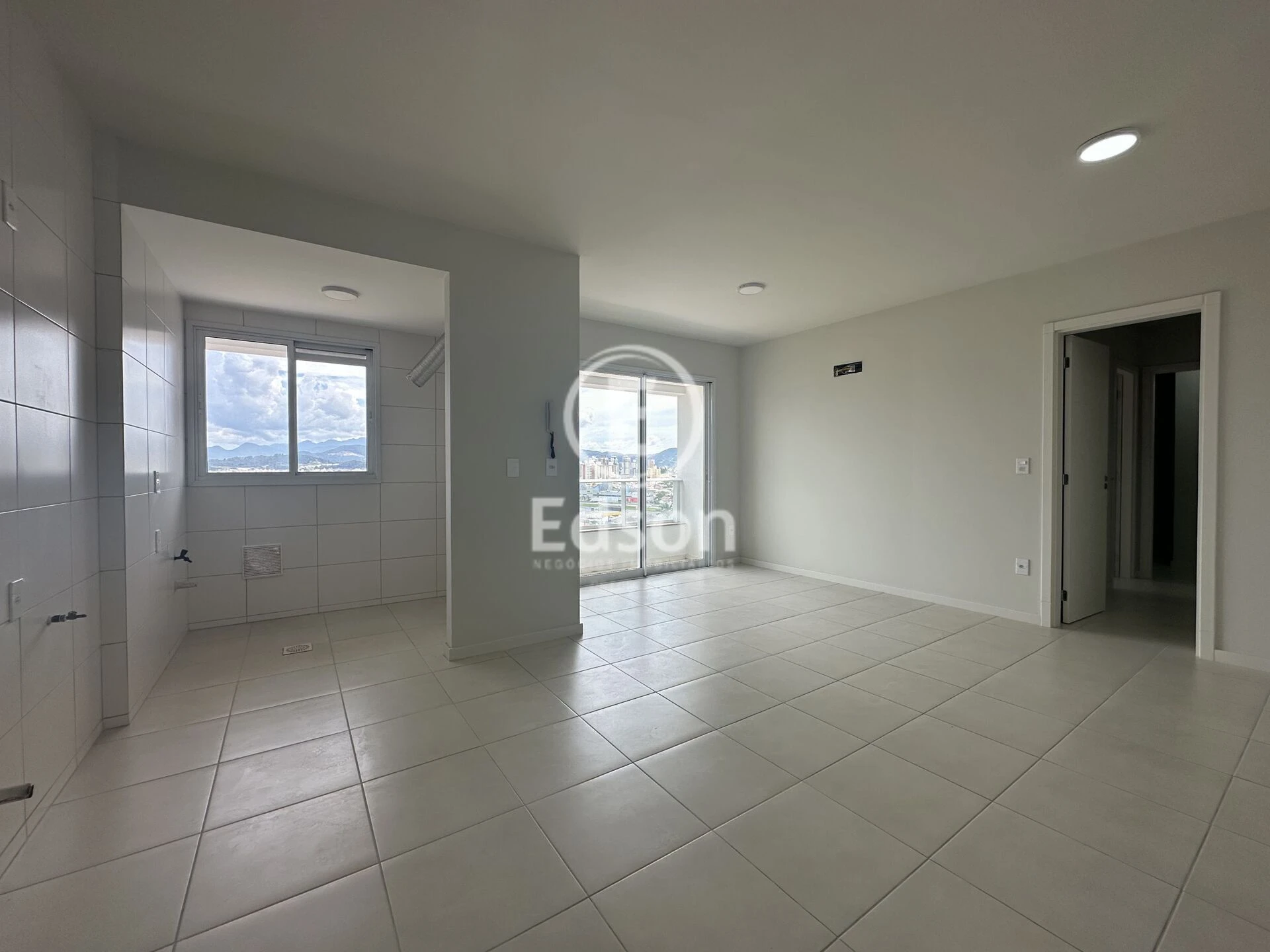 Apartamento em Ponte do Imaruim, Palhoça. 2 quartos, 83m². Imagem 1 de 9