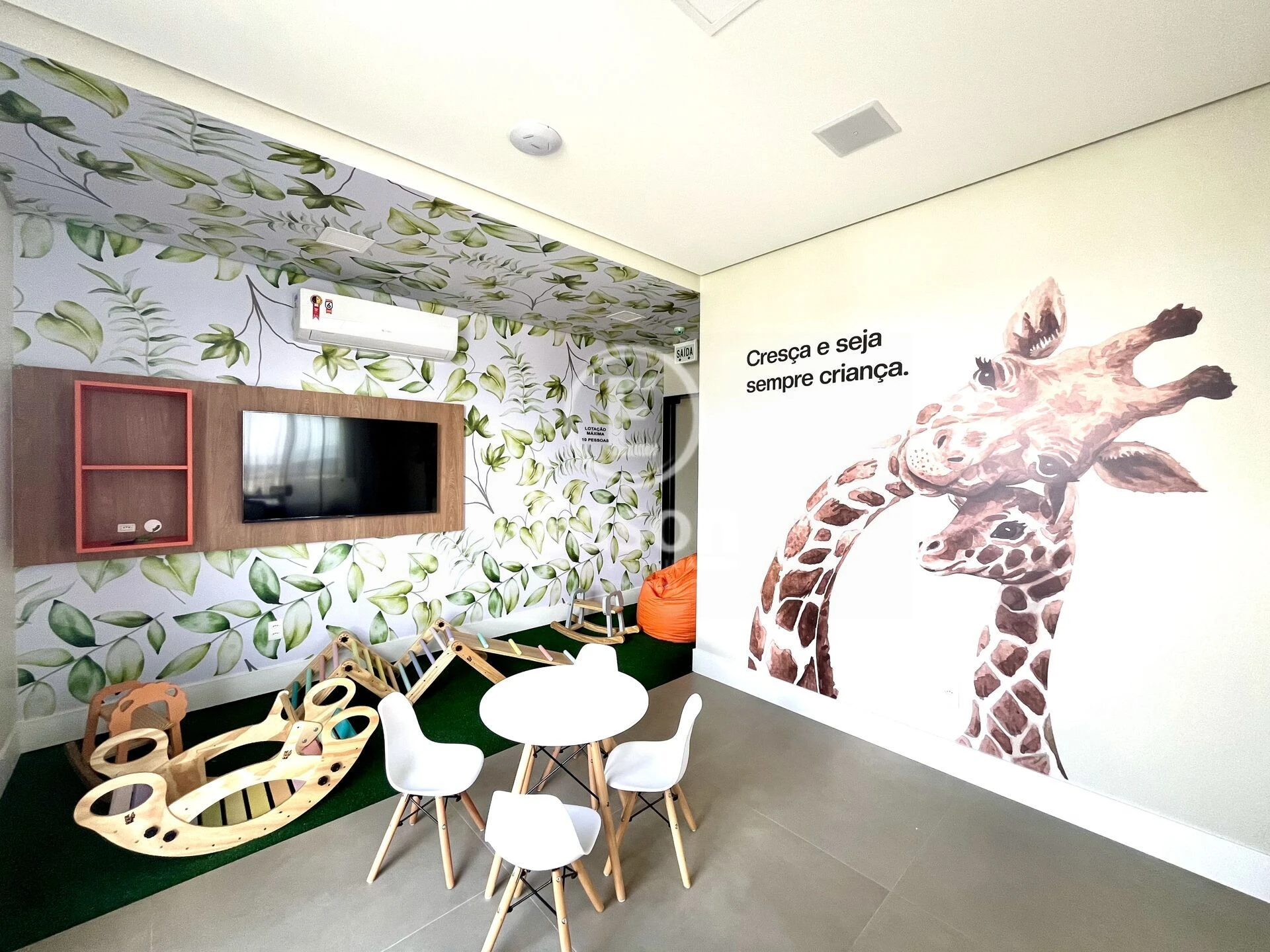 Apartamento em Estreito, Florianópolis. 2 quartos, 76m². Imagem 8 de 11