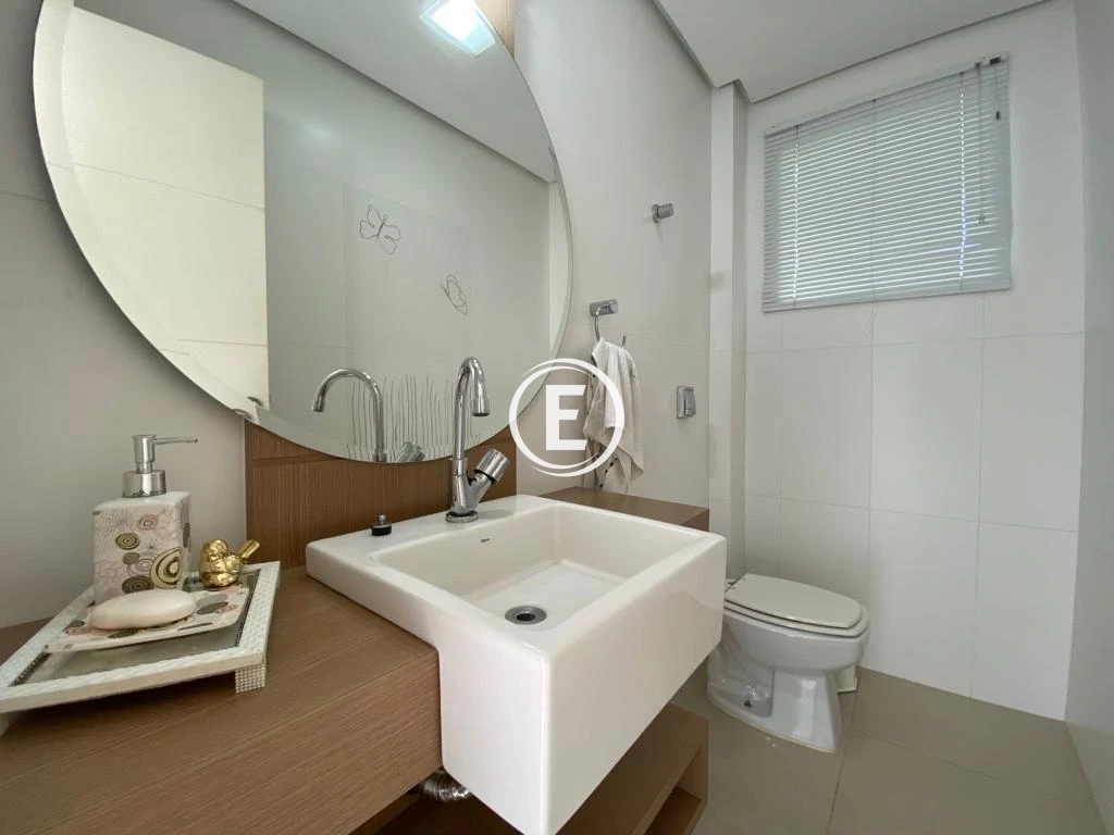 Casa em Pedra Branca, Palhoça. 4 quartos, 420m². Imagem 19 de 23