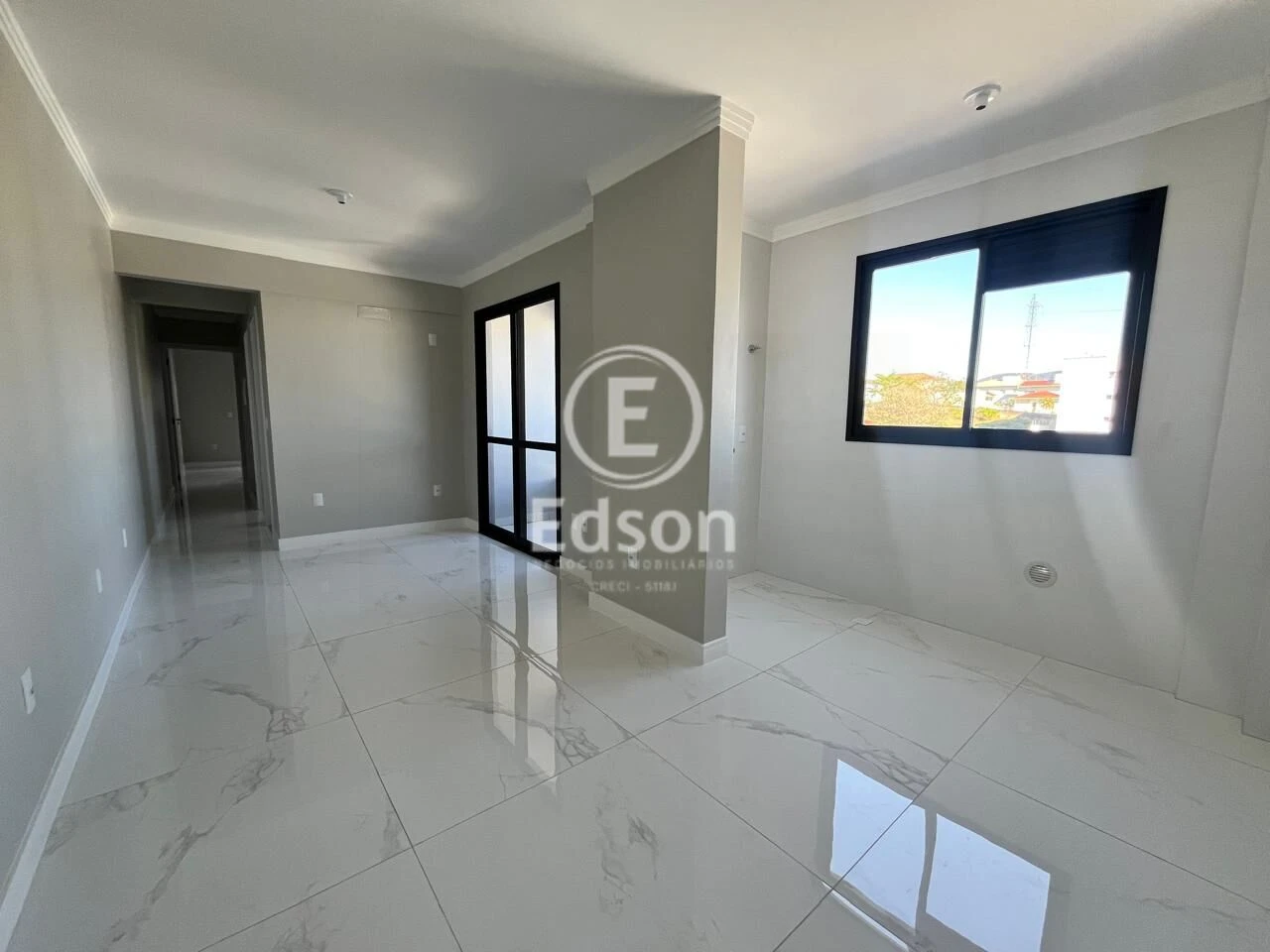 Apartamento em Flor de Nápolis, São José. 2 quartos, 78m². Imagem 2 de 11