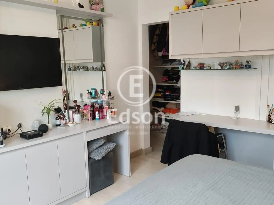 Casa em Pagani, Palhoça. 3 quartos, 248m². Imagem 2 de 14